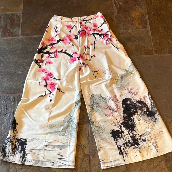 Source Unknown Floral Wide Leg Pants - Cream and Pink - Picture 3 of 5